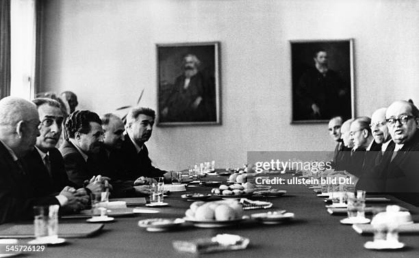 20 Erich Mückenberger Stock Photos, HighRes Pictures, and Images