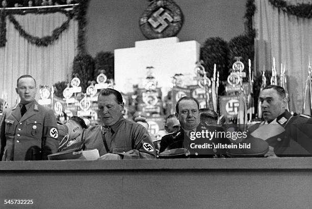 61 Grossdeutschen Reichstag Stock Photos, HighRes Pictures, and Images