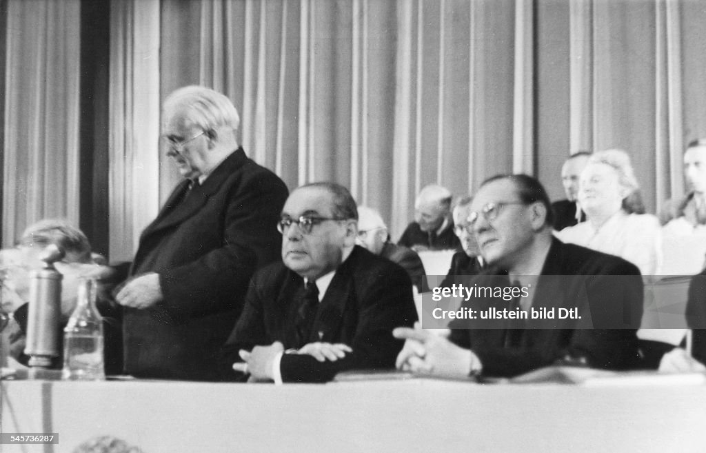 Vor 75 Jahren Tagte Der 1 Deutsche Volkskongress GAMEZH vor-75-jahren-tagte-der-1-deutsche-volkskongress-gamezh