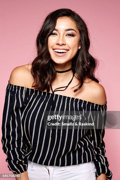 Jeanine Amapola takes a portrait at Beautycon Festival Los Angeles on
