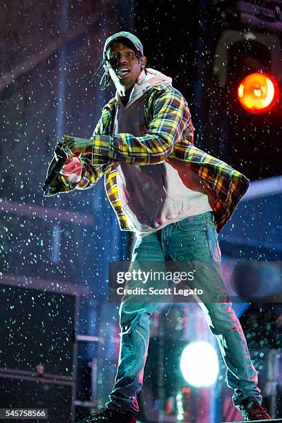 293 Scott Legato Travis Scott Photos & High Res Pictures - Getty Images