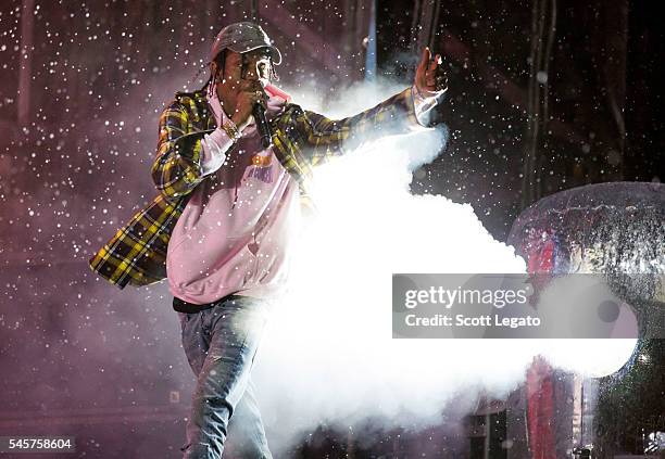 293 Scott Legato Travis Scott Photos & High Res Pictures - Getty Images