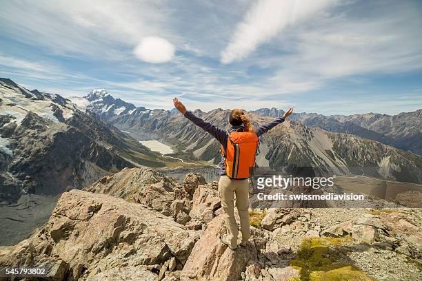 on top of the world - mt cook stock pictures, royalty-free photos & images