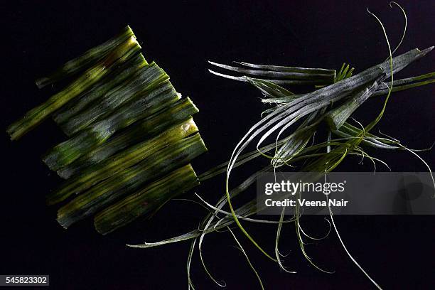 peeled drumsticks-moringa oleifera-vegetable - drumstick stock pictures, royalty-free photos & images