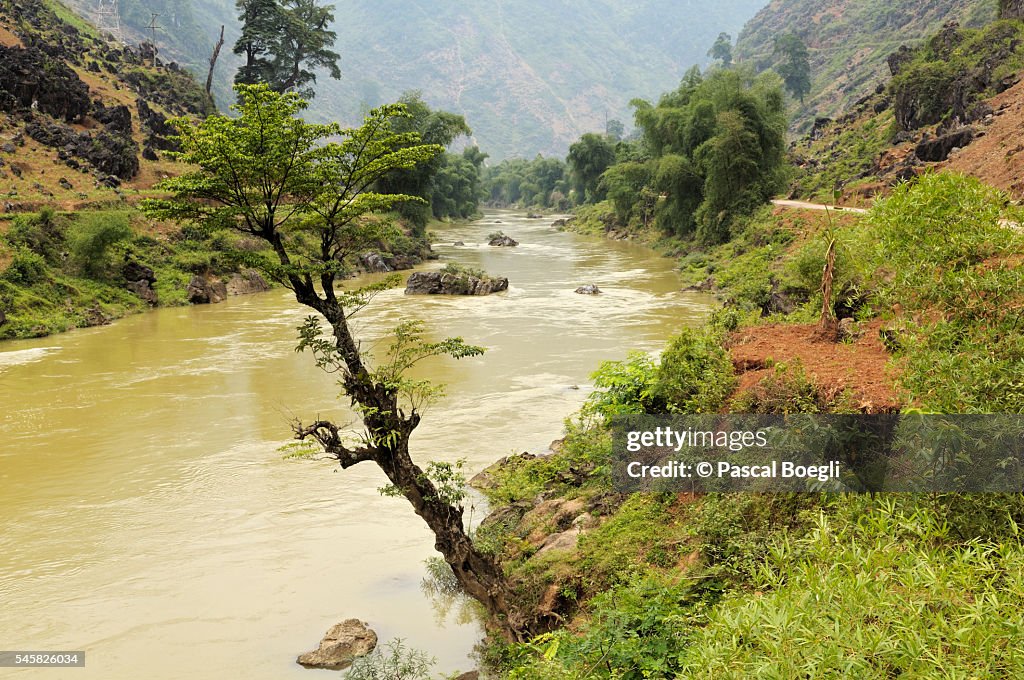 Song Lo (Lo River) between Ha Giang and Dong Van - North Vietnam