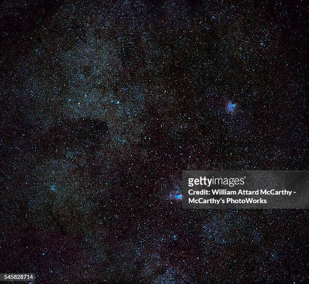 m16 and m17 - nebulosa del águila fotografías e imágenes de stock