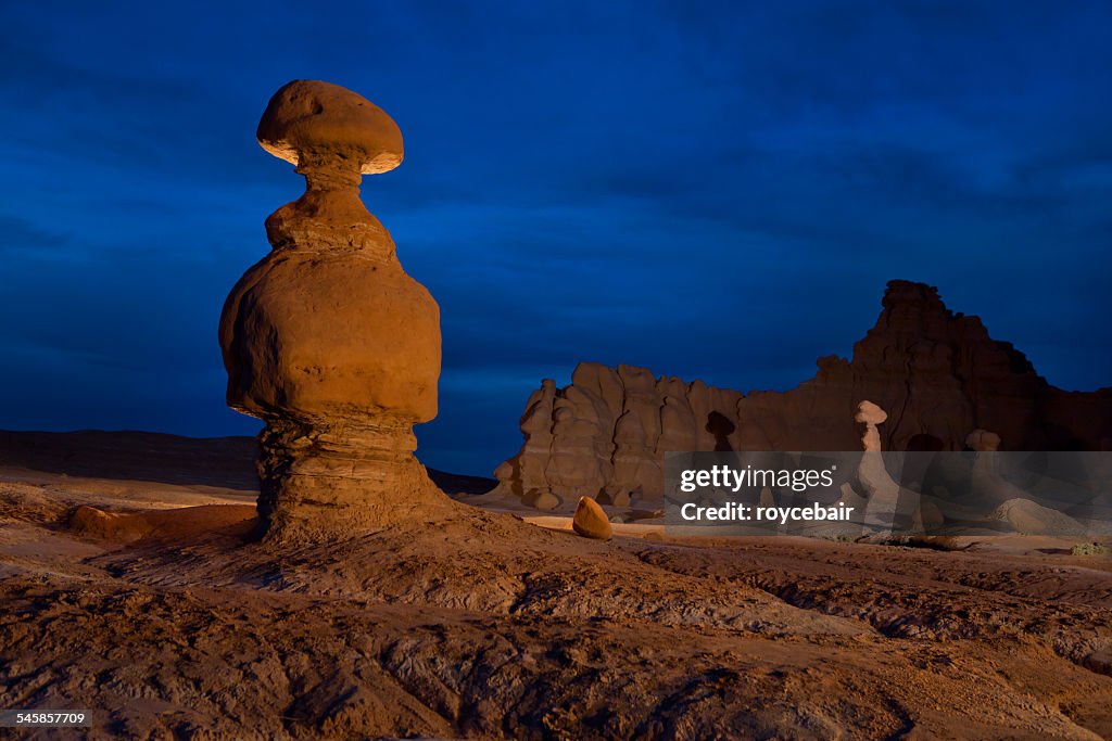 USA, Utah, Glowing 'Mushroom' Hoodoo in Goblin Valley State Park