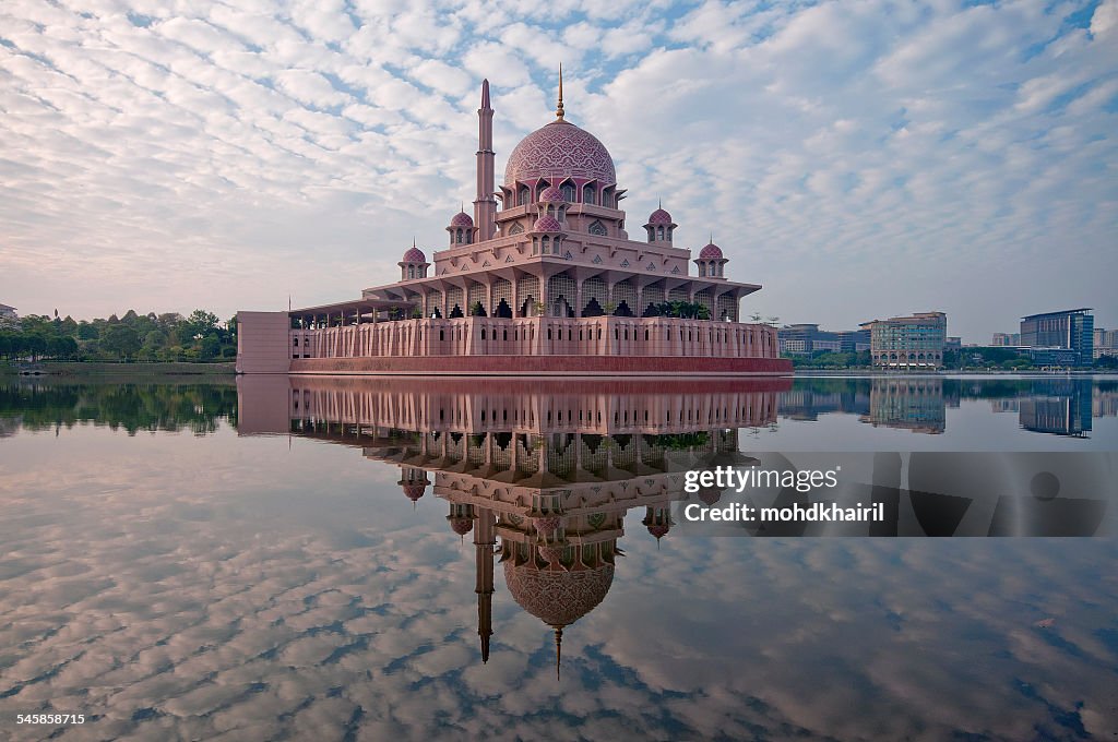 Malaysia, Putrajaya, Kuala Lumpur, Architecture Mosque Putra
