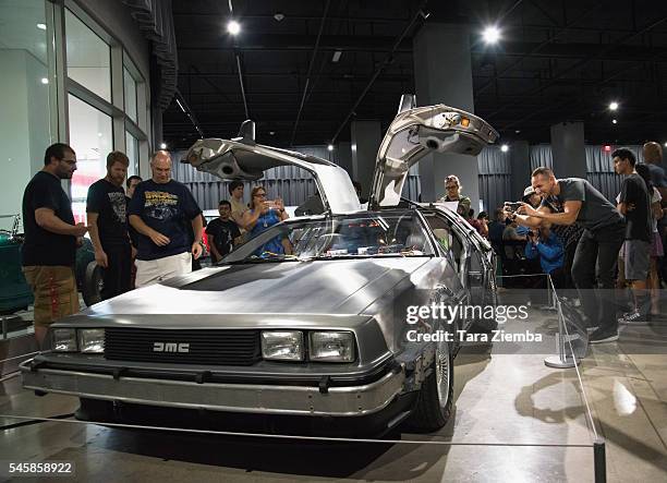 Time Machine Vehicles Delorean Time Machine Hero Photos and Premium High Res Pictures - Getty ...