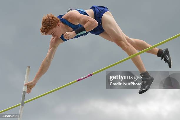 Shawnacy Barber third successful attempt at 5m40, during Men Pole Vault final, on the third day of the 2016 Canadian Track &amp; Field Championship...