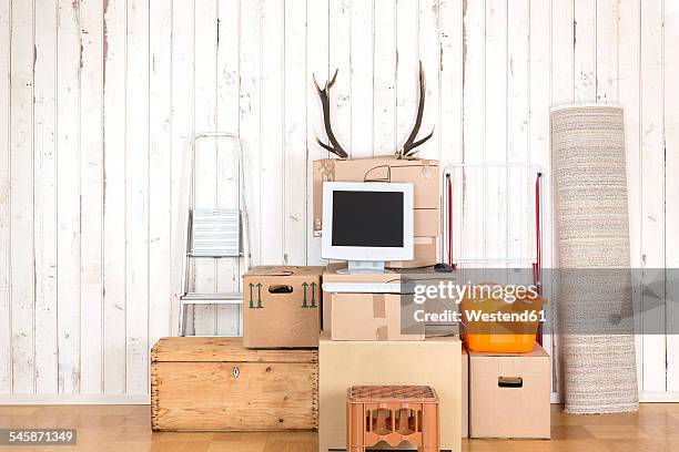 Desktop Computer Box Photos and Premium High Res Pictures - Getty Images