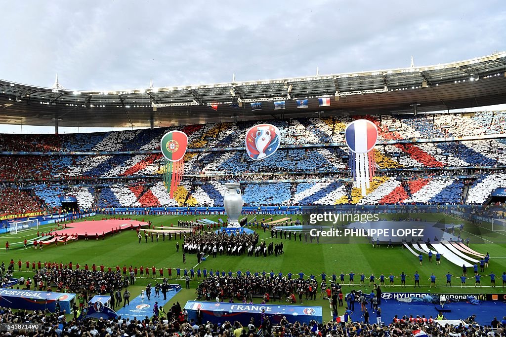 TOPSHOT-FBL-EURO-2016-MATCH51-POR-FRA