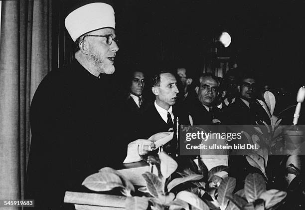 Amin Al Husayni Photos and Premium High Res Pictures - Getty Images