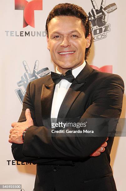 Singer Pedro Fernandez poses during Telemundo "La Voz Kids" Finale red carpet at Universal Orlando on July 9, 2016 in Orlando, Florida.