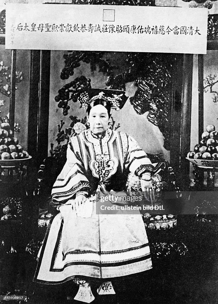 Kaiserinwitwe Tzu-Hsi 1903