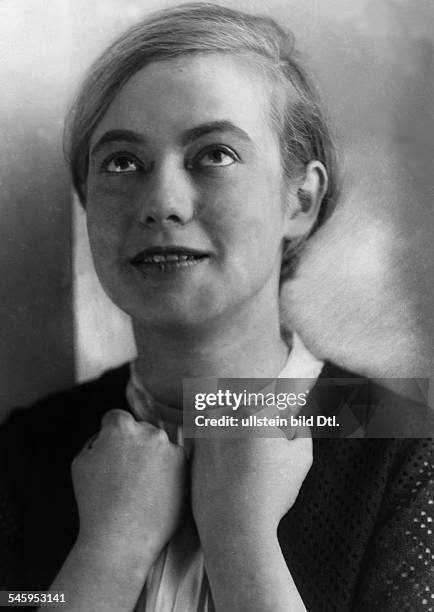 Thiele, Hertha - Schauspielerin, Deutschland - *08.05..1984+ - Portrait- 1932