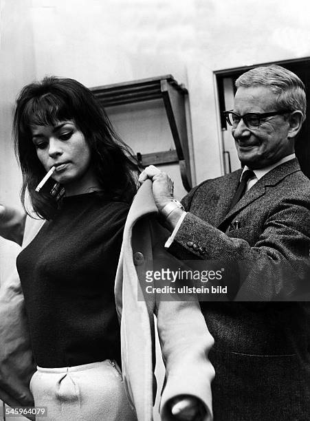 Borsche, Dieter *25.10..1982+Schauspieler, D- mit der franzoesischen Schauspielerin Marie Versini- April 1964