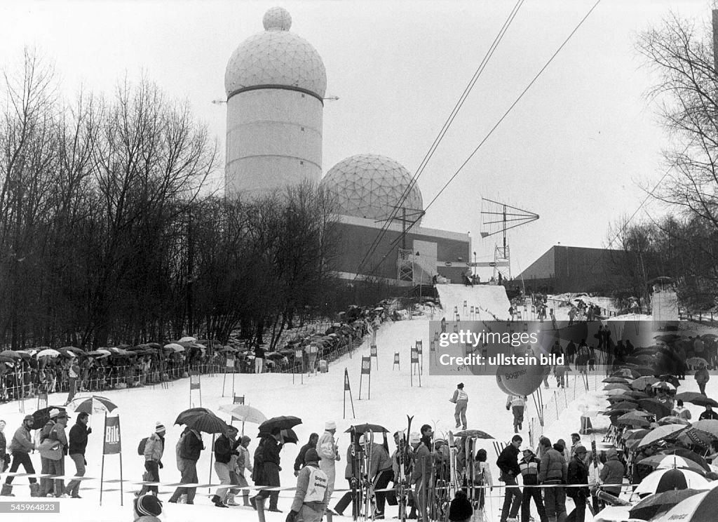 SkiWeltcup am Teufelsberg Dezember 1986 News Photo Getty Images