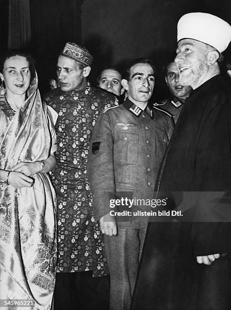 Amin Al Husayni Photos and Premium High Res Pictures - Getty Images