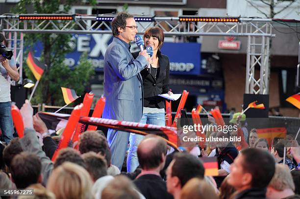 Opdenhoevel, Matthias - Presenter, Germany - with Presenter Sabine Heinrich during Grand Prix Party 2010 - Unser Star fuer Oslo at Open Air Stage,...