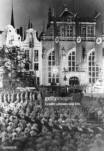 Germany, German Reich, Free City of Danzig, Gdansk, SA Sturmabteilung manifestation at the Long market with Stabschef Viktor Lutze- Published in:...