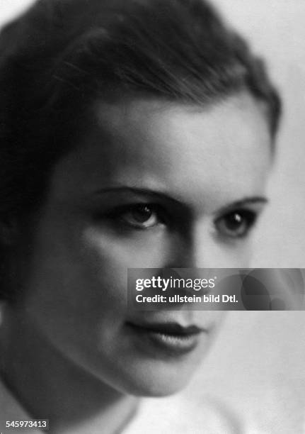 Ali Ghitoeigentlich: Adelheid Schnabel-Fürbringer*1914-Schauspielerin, DPortrait- undatiert, vermutlich 1932veröffentlicht: Berliner Illustrirte...