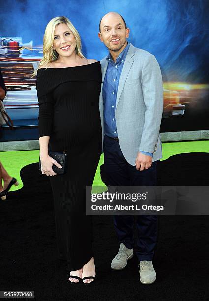 June Raphael Kids 2,311 June Diane Raphael Photos Stock Photos, High-Res Pictures, and ...