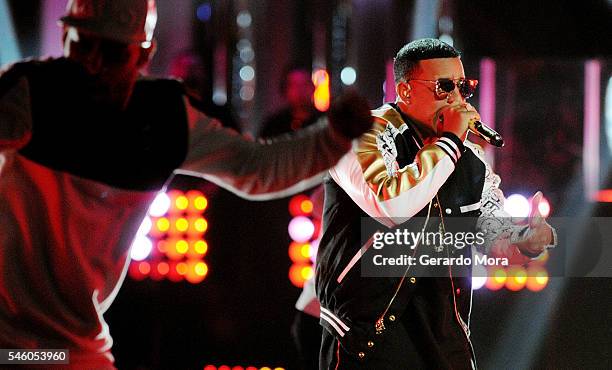 Singer Daddy Yankee performs during Telemundo "La Voz Kids" Finale at Universal Orlando on July 9, 2016 in Orlando, Florida.