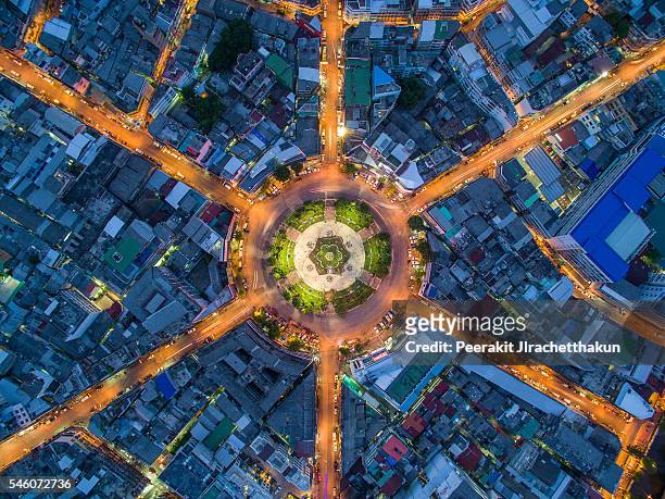 wongwai 22 roundabout - road intersection stock pictures, royalty-free photos & images