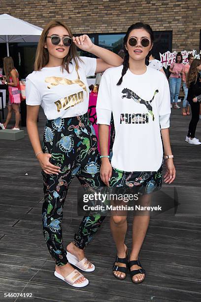 Katharina Damm and Anna Maria Damm pose during the 'LECK MICH AM HASHTAG' Brunch on June 30, 2016 in Berlin, Germany.