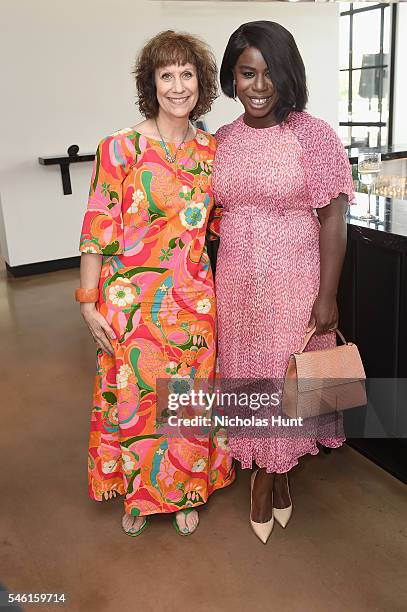 Comedian Lizz Winstead and actress Uzo Aduba attend a luncheon hosted by Glamour and Facebook to discuss the 2016 election at Samsung 837 in NYC on...
