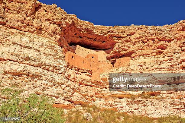 usa, arizona, montezuma's castle - montezuma castle stockfoto's en -beelden