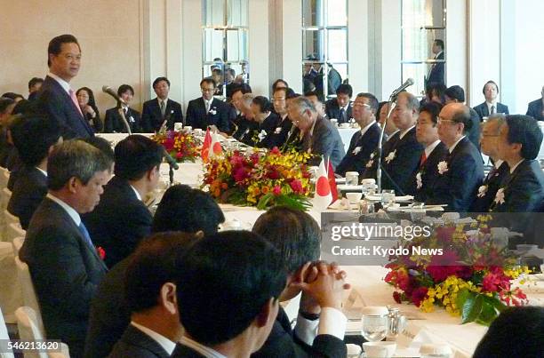 Japan - Vietnamese Prime Minister Nguyen Tan Dung speaks during a breakfast meeting hosted by Japanese Land, Infrastructure, Transport and Tourism...