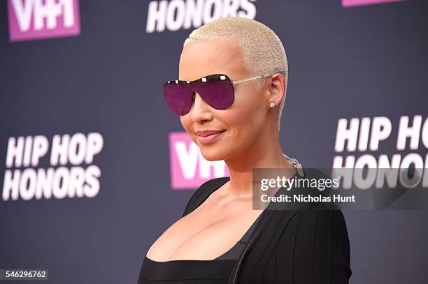 Amber Rose attends the VH1 Hip Hop Honors: All Hail The Queens at David Geffen Hall on July 11, 2016 in New York City.