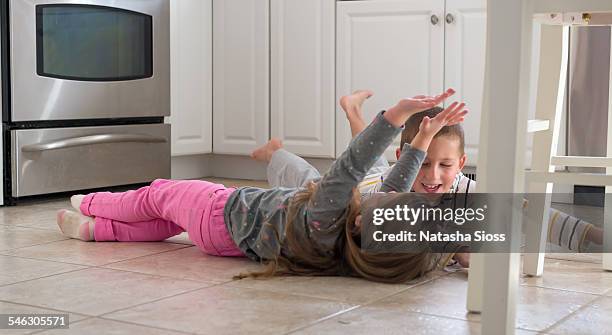silly kids - endast flickor bildbanksfoton och bilder
