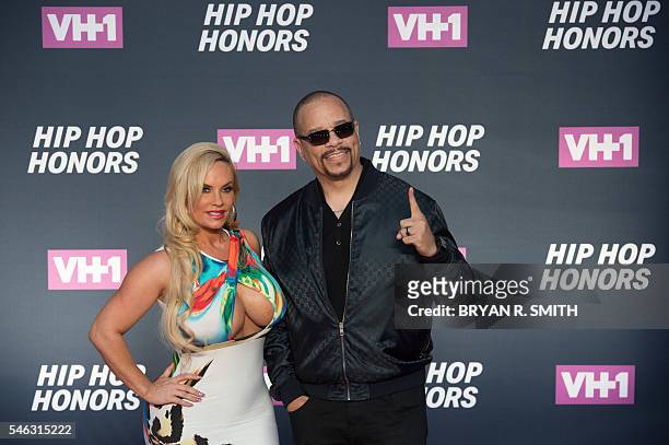 Cocoa and Ice-T arrive for "VH1's Hip Hop Honors: All Hail The Queens" on July 11, 2016 at Lincoln Center in New York. / AFP / Bryan R. Smith