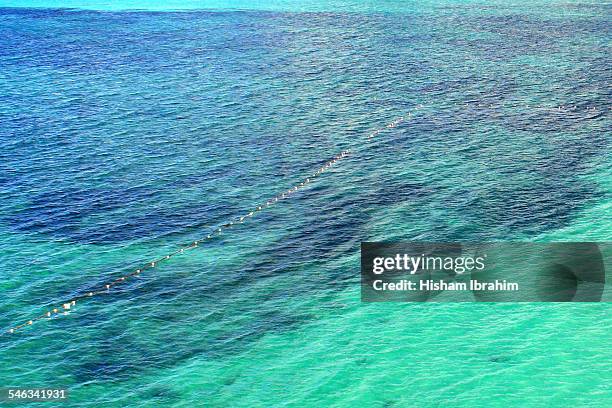 water everywhere - cable beach bahamas stock pictures, royalty-free photos & images