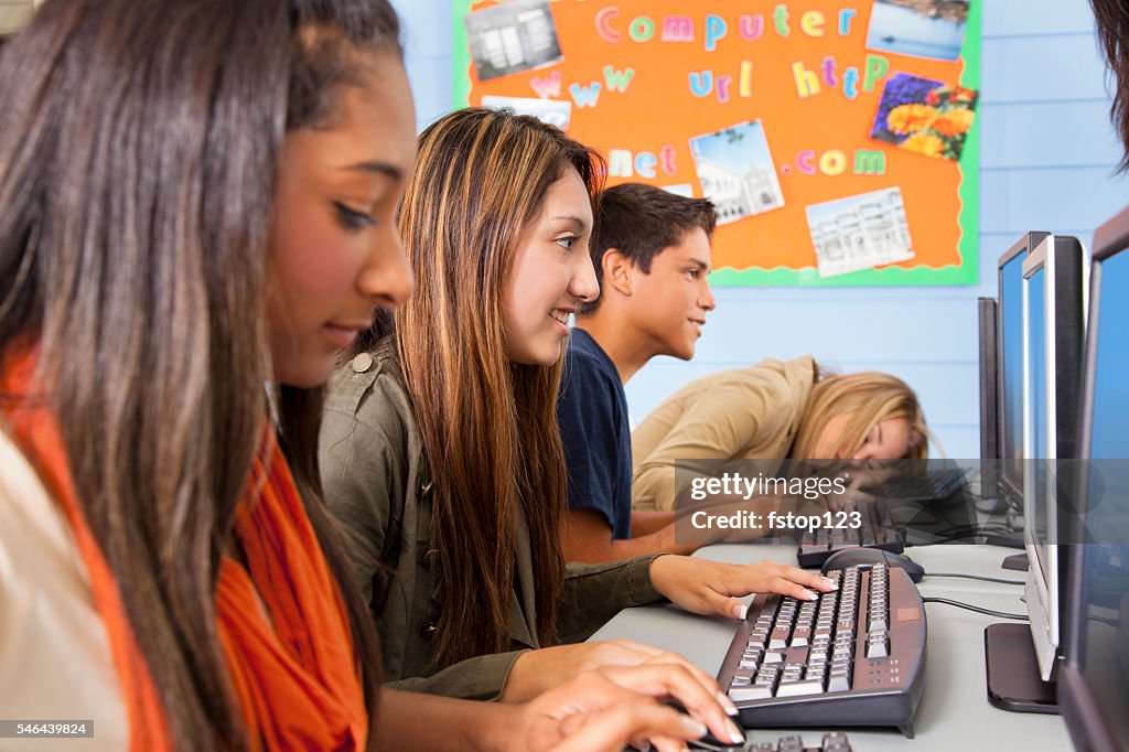 Education: High school students in computer lab.