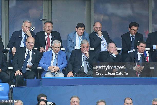 Claude Bartolone, Gerard Larcher, Jacques Lambert, Manuel Valls, top raw Jean-Marc Ayrault, Thierry Braillard, Patrick Kanner, President of the...