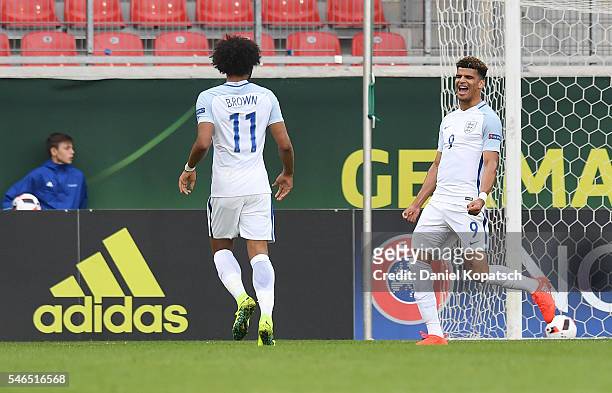 Dominic Solanke of England celebrates his team's second goal with team mates during the UEFA Under19 European Championship match between U19 France...
