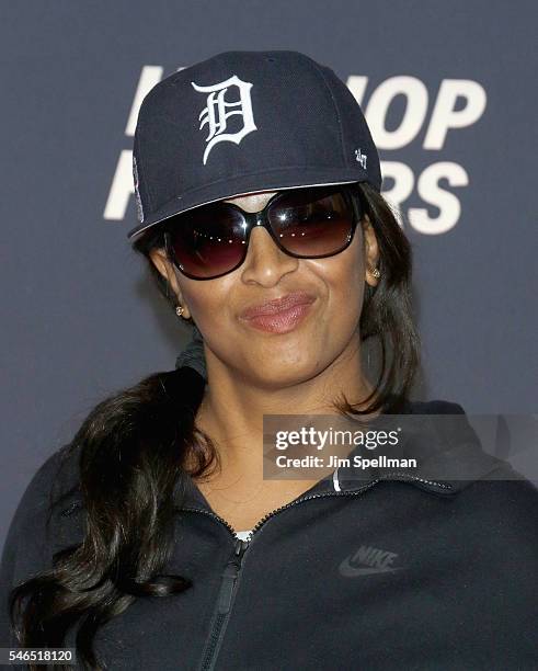 Lady Boss Rapper 1,360 Hip Hop Honors All Hail The Queens Stock Photos, High-Res ...