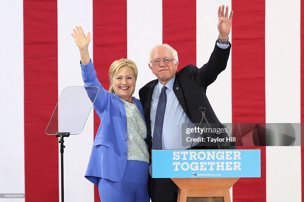 Senator Bernie Sanders Campaigns Hillary Clinton In New Hampshire