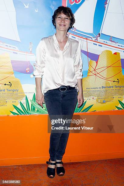 Actress Dinara Droukarova attends "Parenthese" Paris Premiere at Cinema Gaumont Opera on July 12, 2016 in Paris, France.