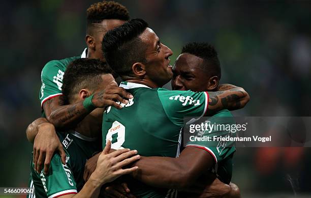 Yerry Mina of Palmeiras celebrates scoring the first goal with his team during the match between Palmeiras and Santos for the Brazilian Series A 2016...