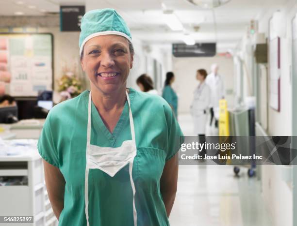 Nurse Using Camera Nurse Looking Into Camera Photos and Premium High Res Pictures - Getty ...