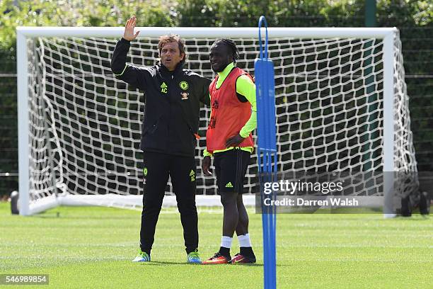 Antonio Conte, Victor Moses at Chelsea Training Ground on July 13, 2016 in Cobham, England.