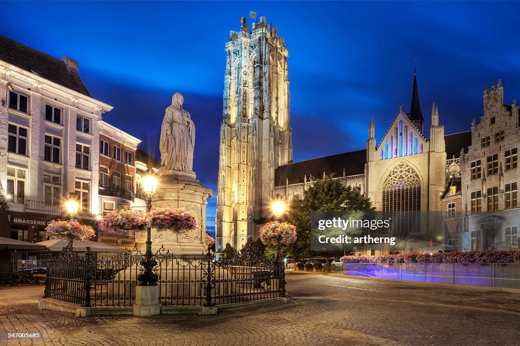 Belgium, Mechelen, St Rumbold's Cathedral and Main Market Square