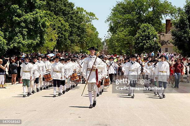 fifes and drums - williamsburg virginia stock pictures, royalty-free photos & images