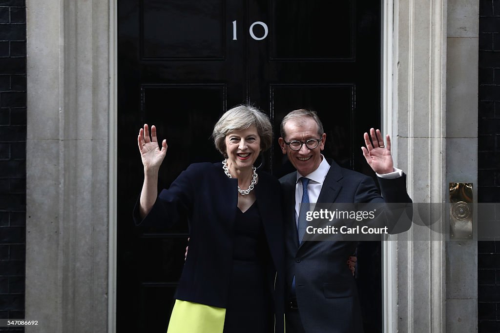 Theresa May Succeeds David Cameron As The UK's New Prime Minister