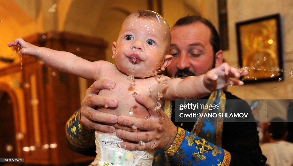 TOPSHOT-GEORGIA-RELIGION-BAPTISM